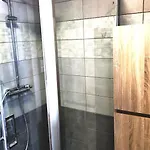 Papillon 6 A14 Personnes - Jacuzzi Жерарме
