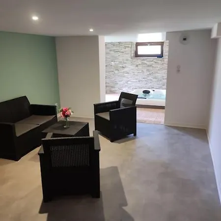 Papillon 6 A14 Personnes - Jacuzzi Дом отдыха