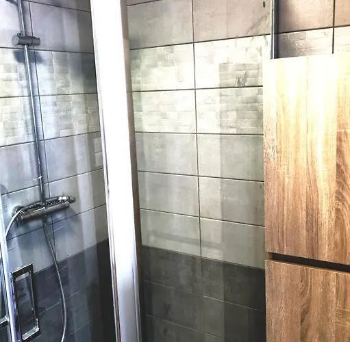 Papillon 6 à14 Personnes - Jacuzzi Hébergement de vacances