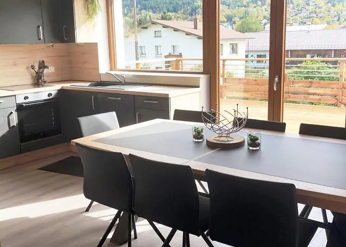 Papillon 6 à14 Personnes - Jacuzzi Hébergement de vacances Gérardmer