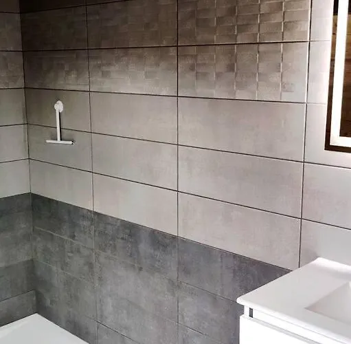 Papillon 6 à14 Personnes - Jacuzzi *